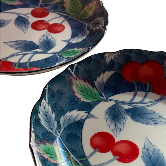 Williams Sonoma Salad Plates Cherries Made in Japan - Picture 5 of 6